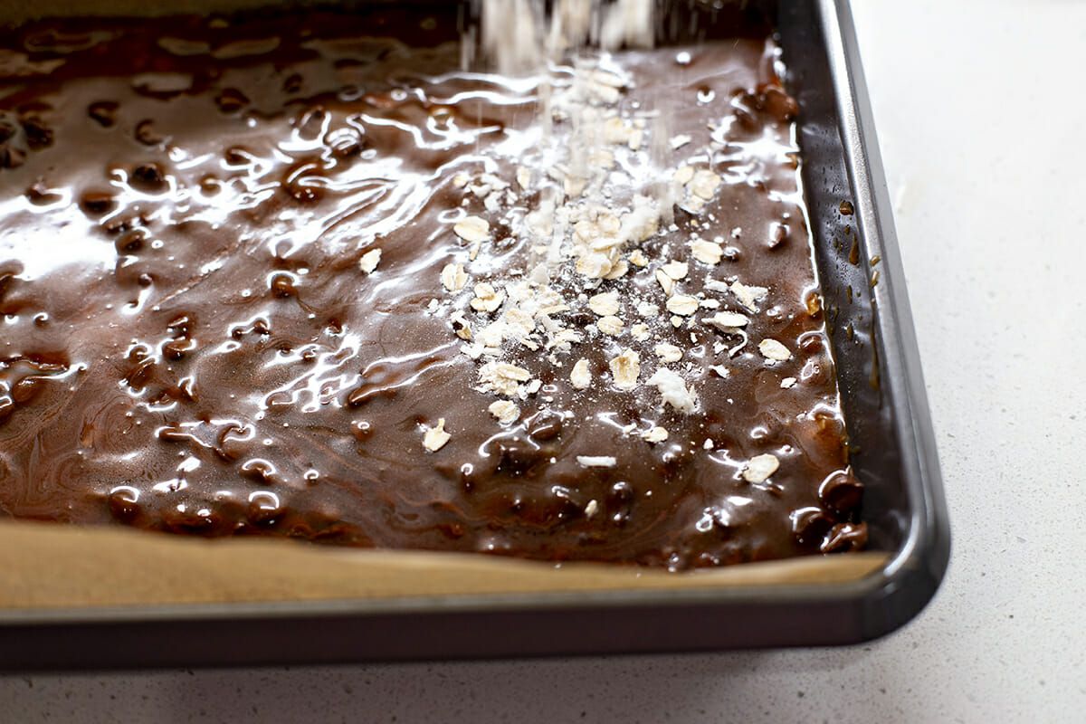 Chocolate Carmelita Bars -chocolate topping on bar cookies