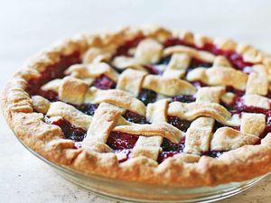 Rhubarb Berry Pie