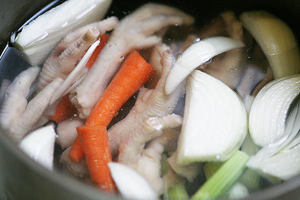 chicken-feet-stock-method-7