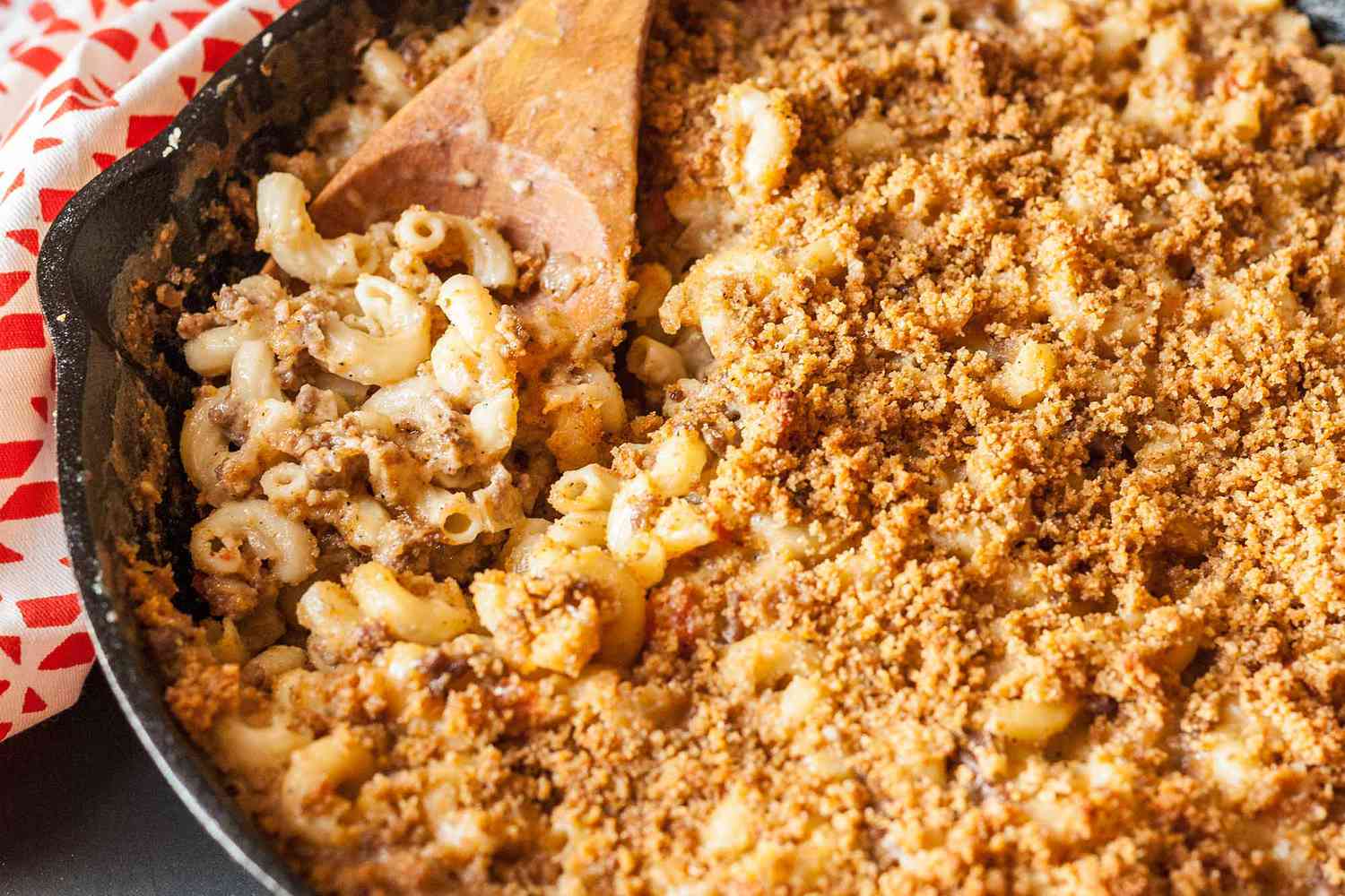 Beef Chili Mac and Cheese