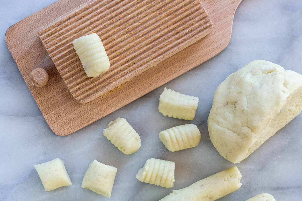 How to Cook Cauliflower Gnocchi create a ribbed pattern
