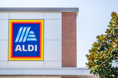aldi storefront