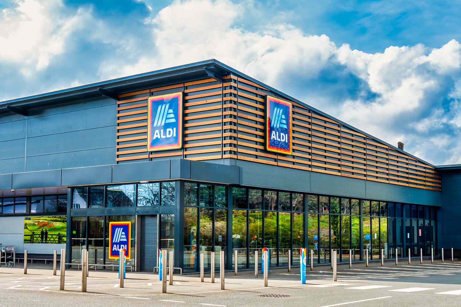 Outside view of an ALDI store