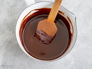 Small saucepan of melted chocolate 