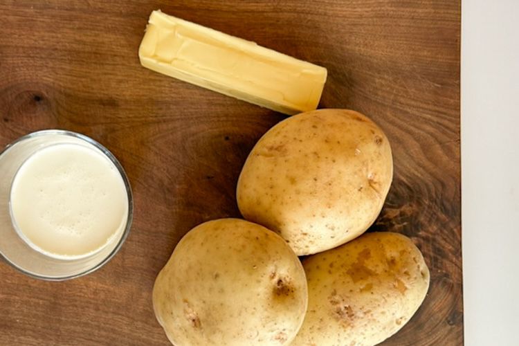 ingredients to make alton brown's mashed potatoes