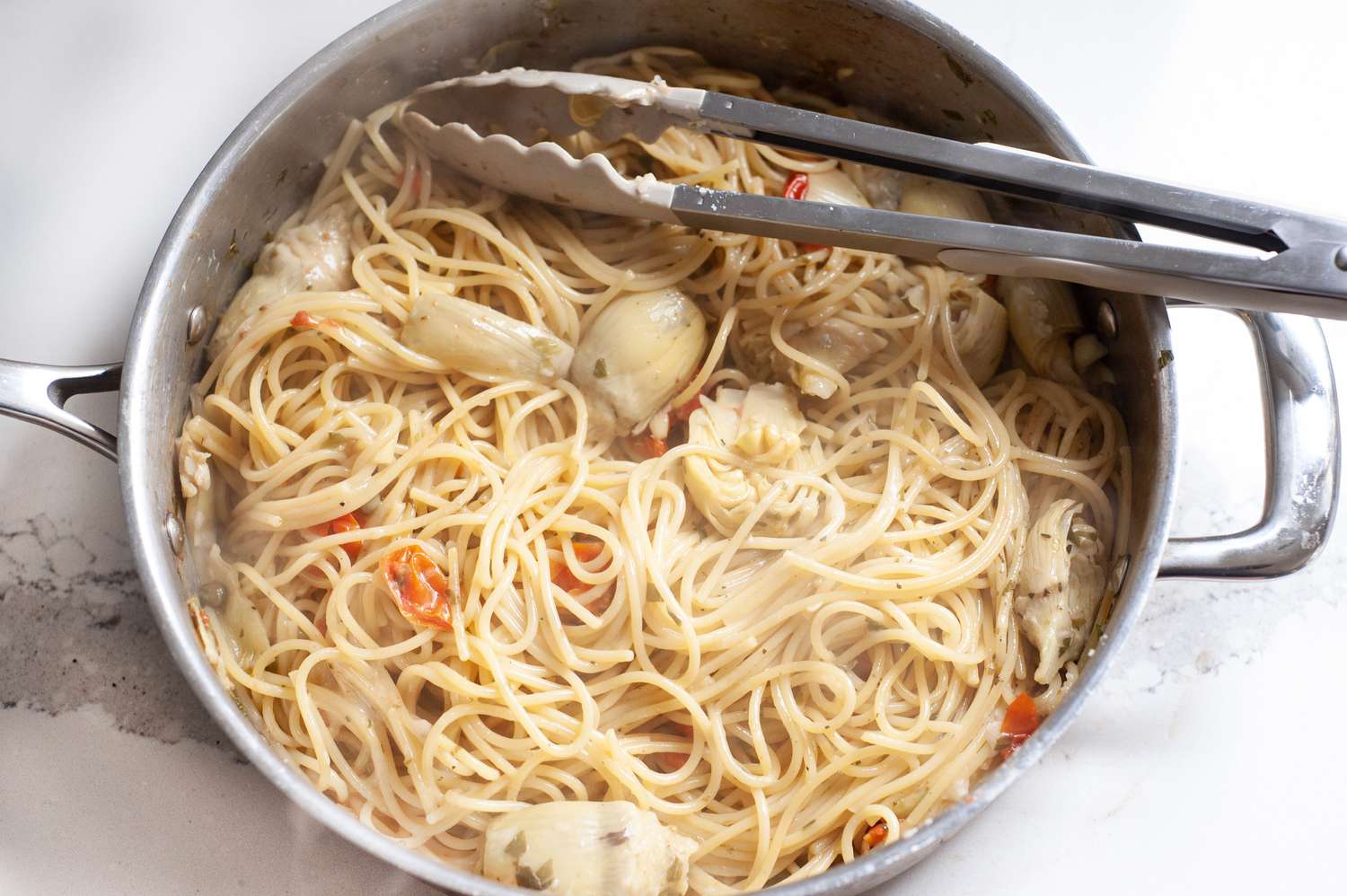 One-Pot Spaghetti with Tomatoes, Artichokes, and Capers