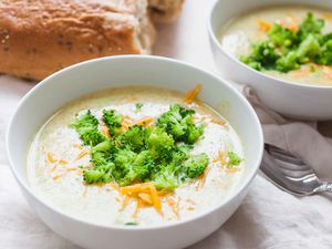Cheddar Broccoli Soup Served With Bread