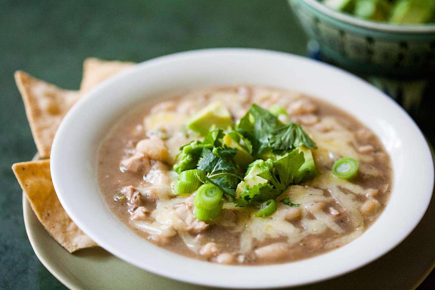 White Turkey Chili Served With Chips