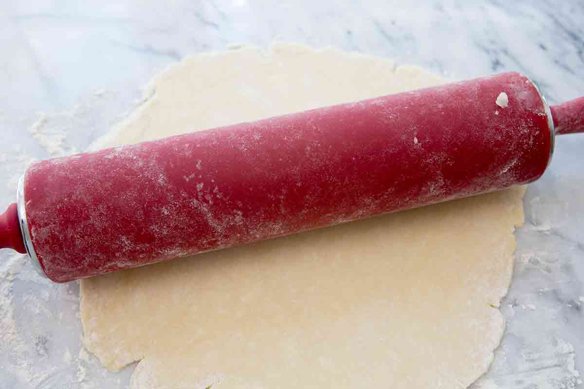 roll out pie crust