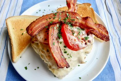 Kentucky Hot Brown Sandwich