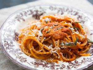 Roasted Red Pepper Pasta Sauce