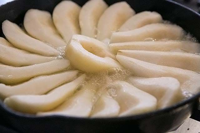 pear-tarte-tatin-method-5