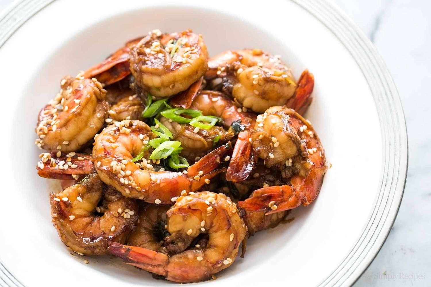 A plate of garlic sesame shrimp ready to serve.