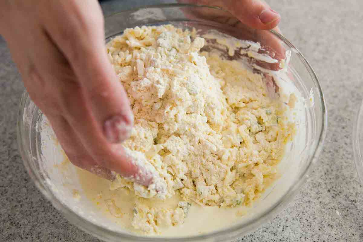 make cheddar biscuit dough