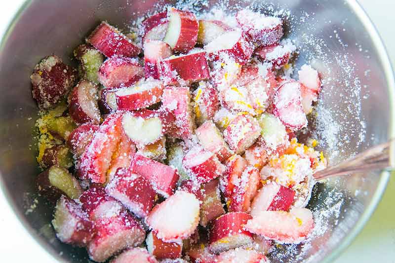 after you combine the strawberry rhubarb pie ingredients, let them sit to macerate for 10 minutes