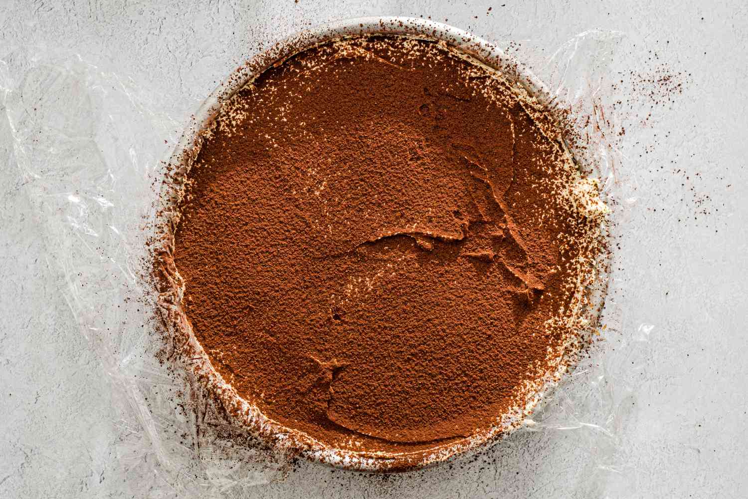 Dust filling with cocoa powder.