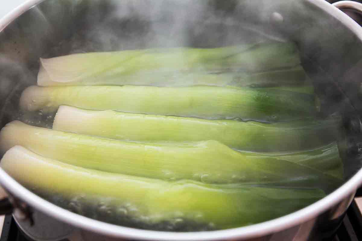 boil leeks until tender