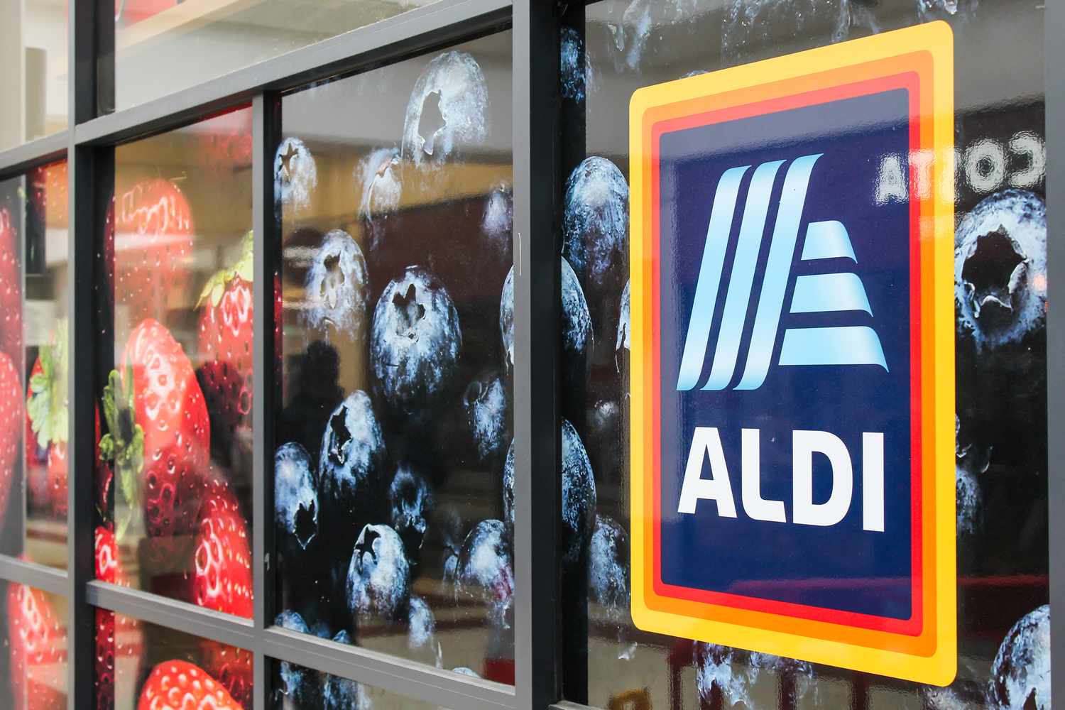 aldi store front