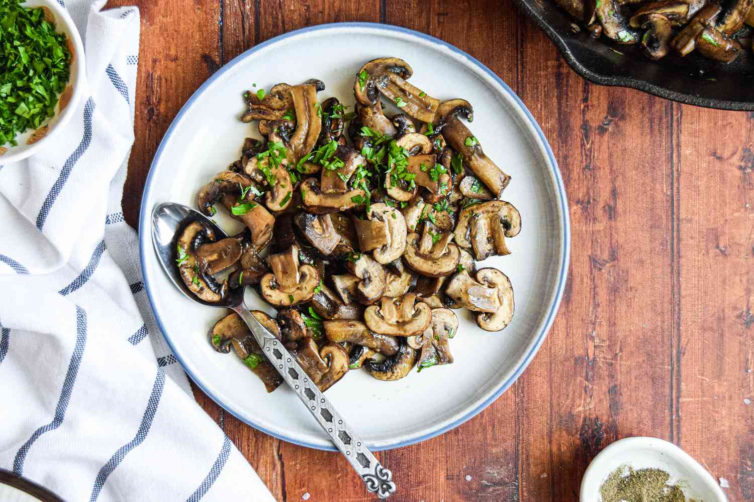 Cooked Mushrooms on a Plate for A Better Way to Cook Mushrooms