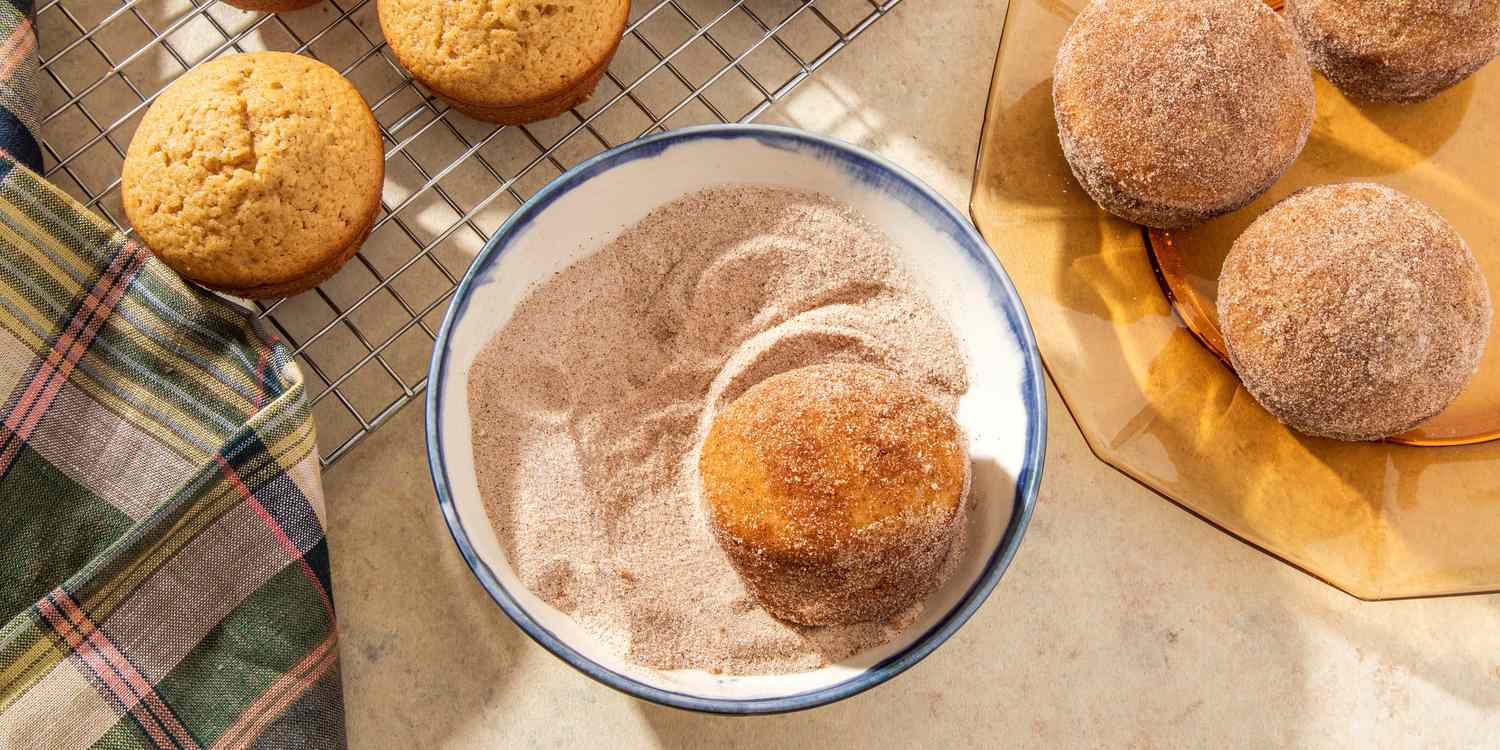 apple cider donut muffins