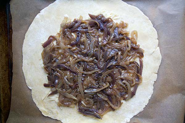 rustic-onion-tart-method-4