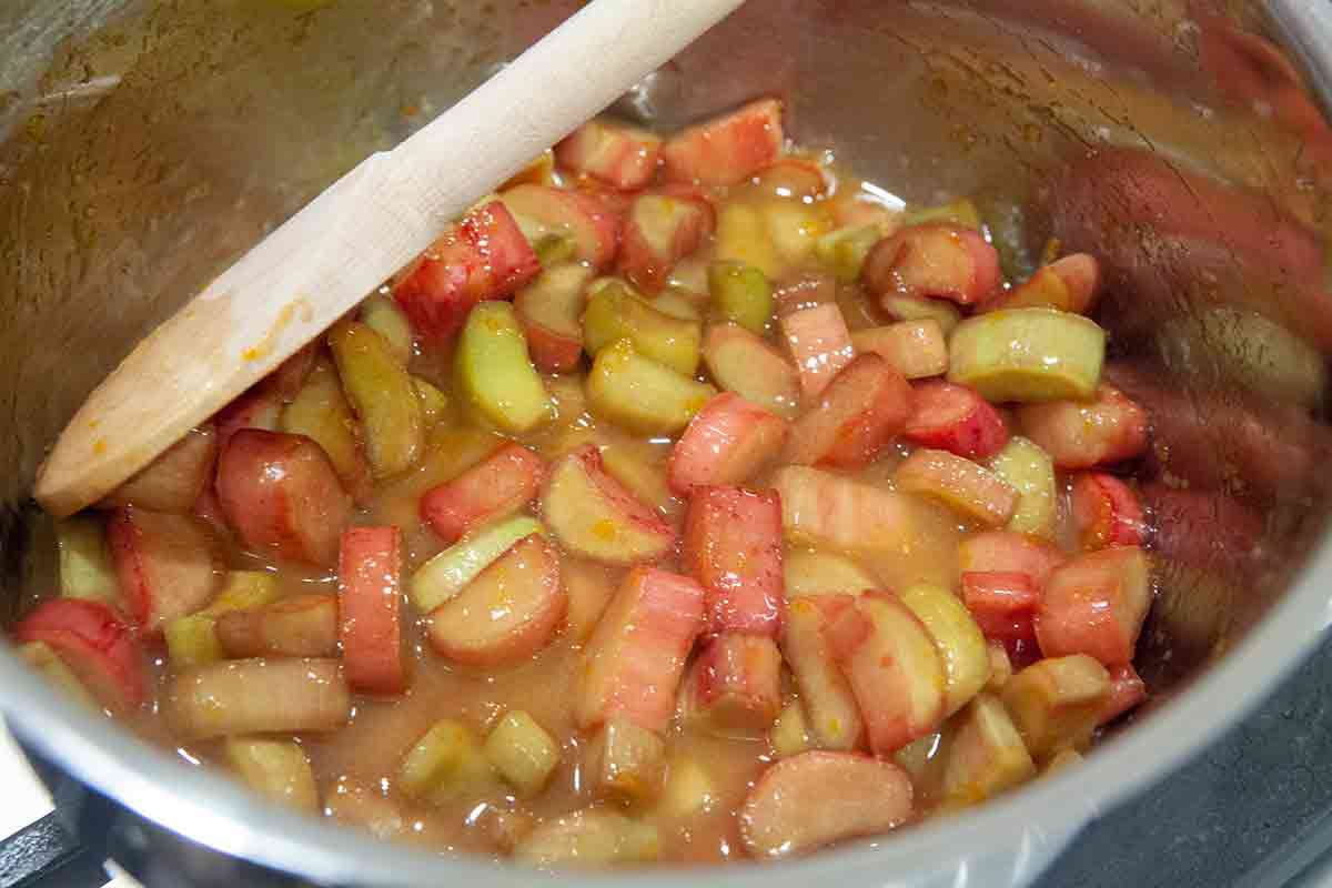make the rhubarb filling for the pie
