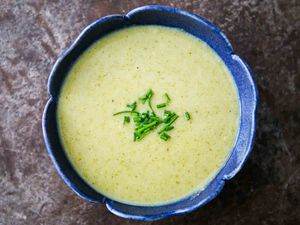 Broccoli Apple Soup