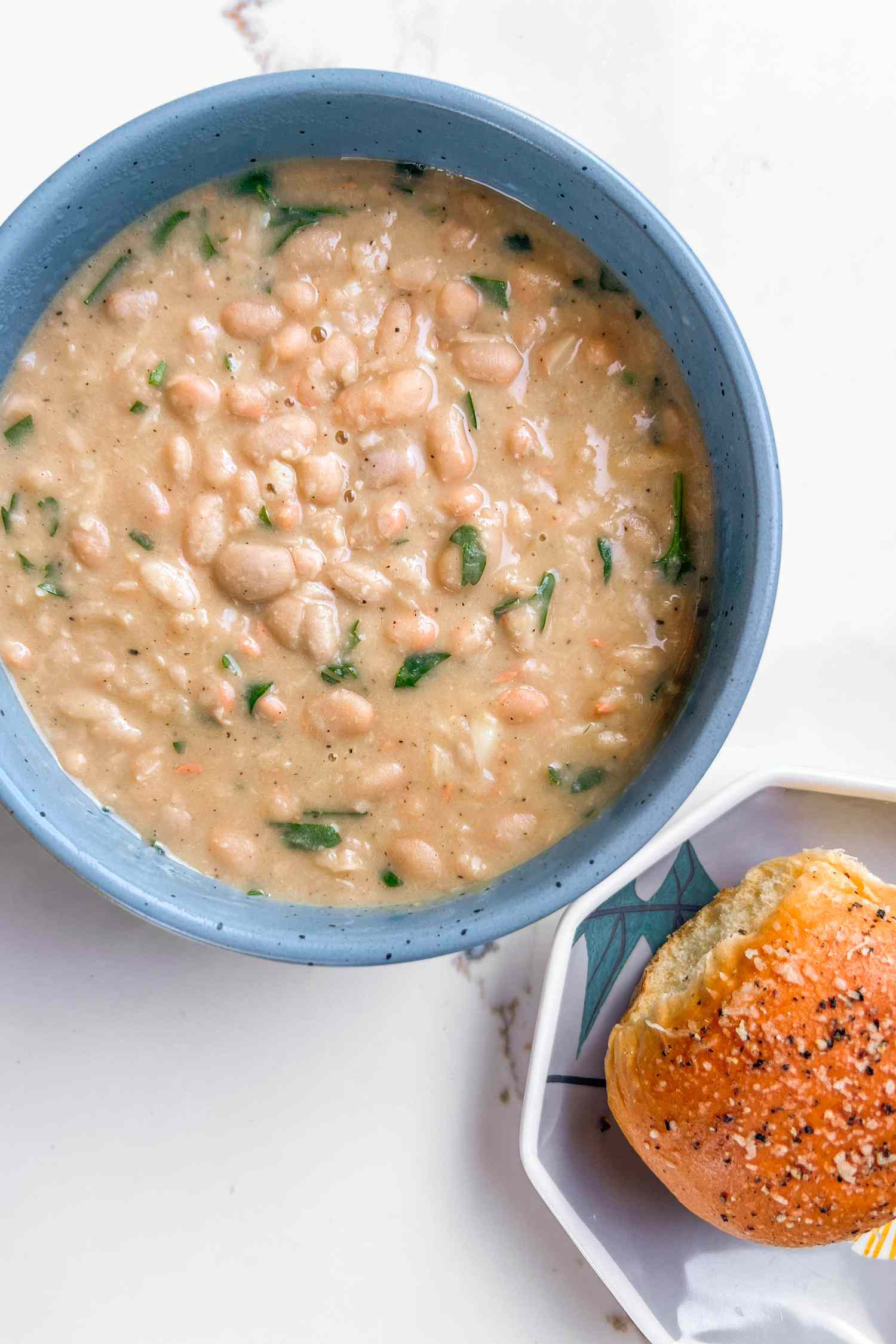 White bean soup with a side of bread