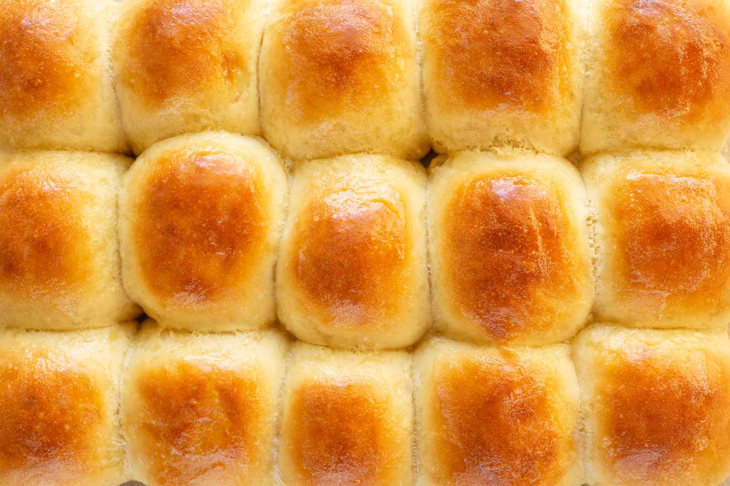 Baked quick dinner rolls