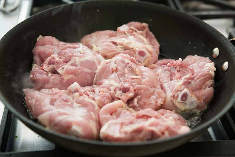 skillet-chicken-orzo-method-1