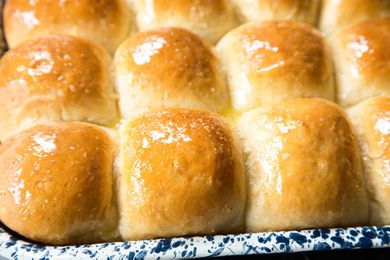 Sweet Potato Dinner Rolls