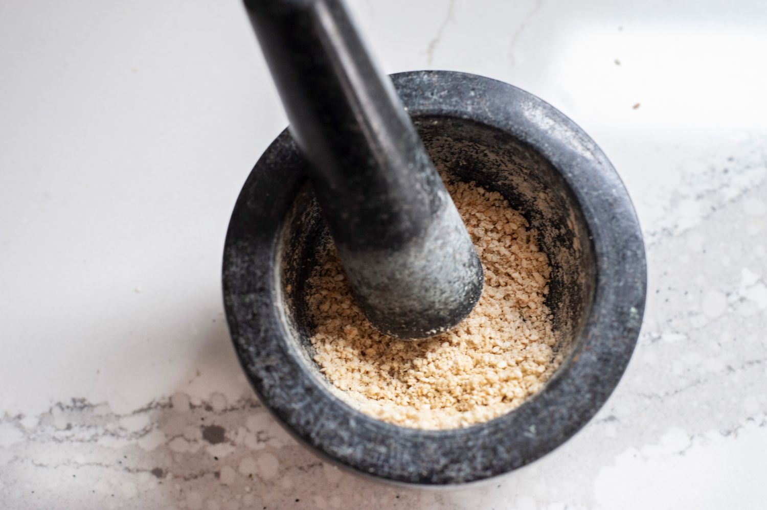 Grind Sesame Seeds for Sesame Dressing