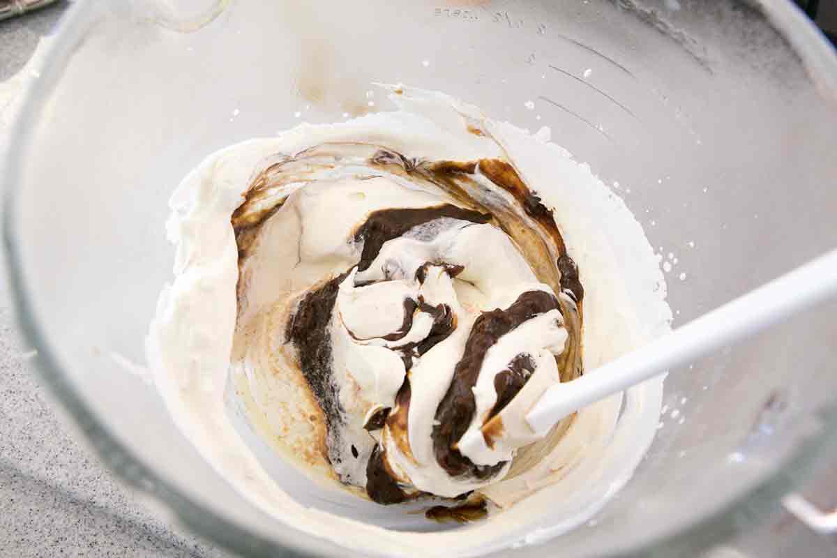 walnut mocha torte make frosting