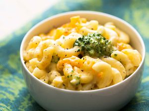 Broccoli Cheddar Mac Cheese