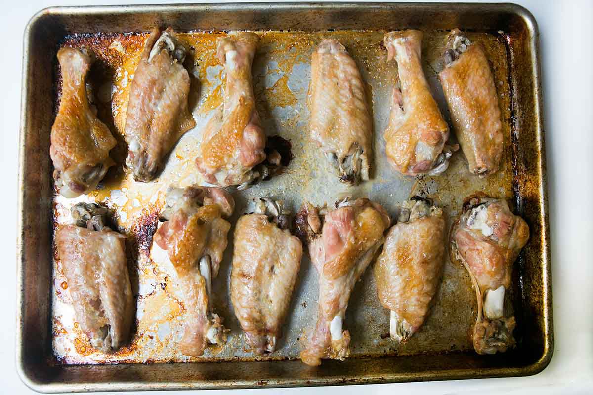 smothered-turkey-wings-method-12