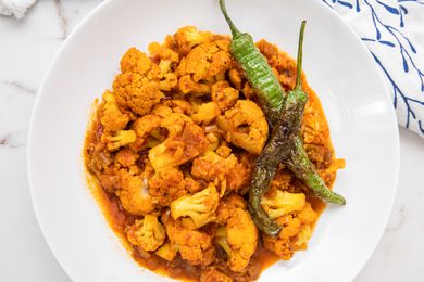 Gholpi (Afghan Stewed Cauliflower)
