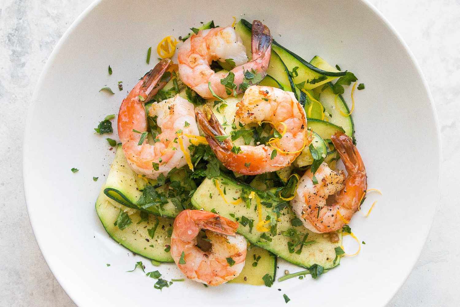 Zucchini noodles with shrimp