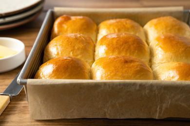 Milk Bread Rolls in Baking Pan