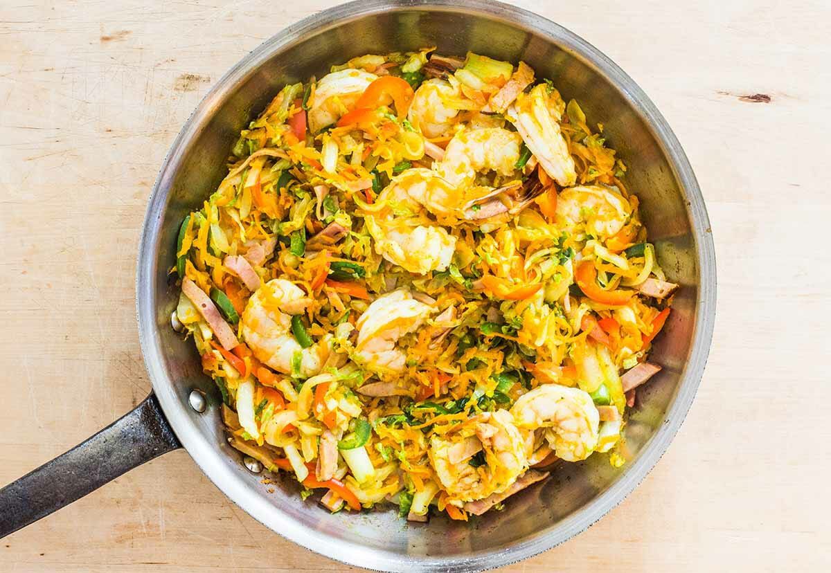 add the shrimp to the pan for making Singapore Style Noodles