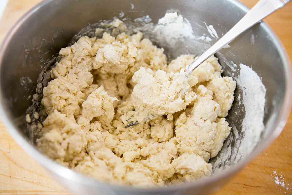 how to make apple cobbler dough