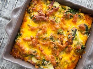 Broccoli Cheese Casserole - an easy broccoli casserole you'll love!