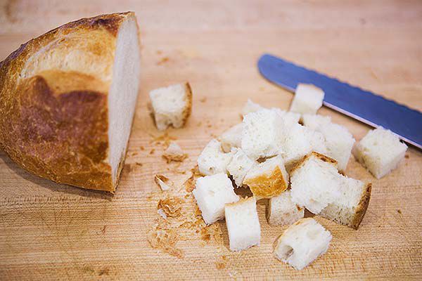 how-to-make-croutons-method-1