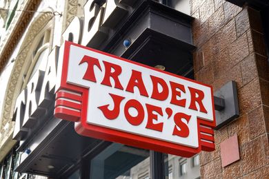 Trader Joes storefront sign