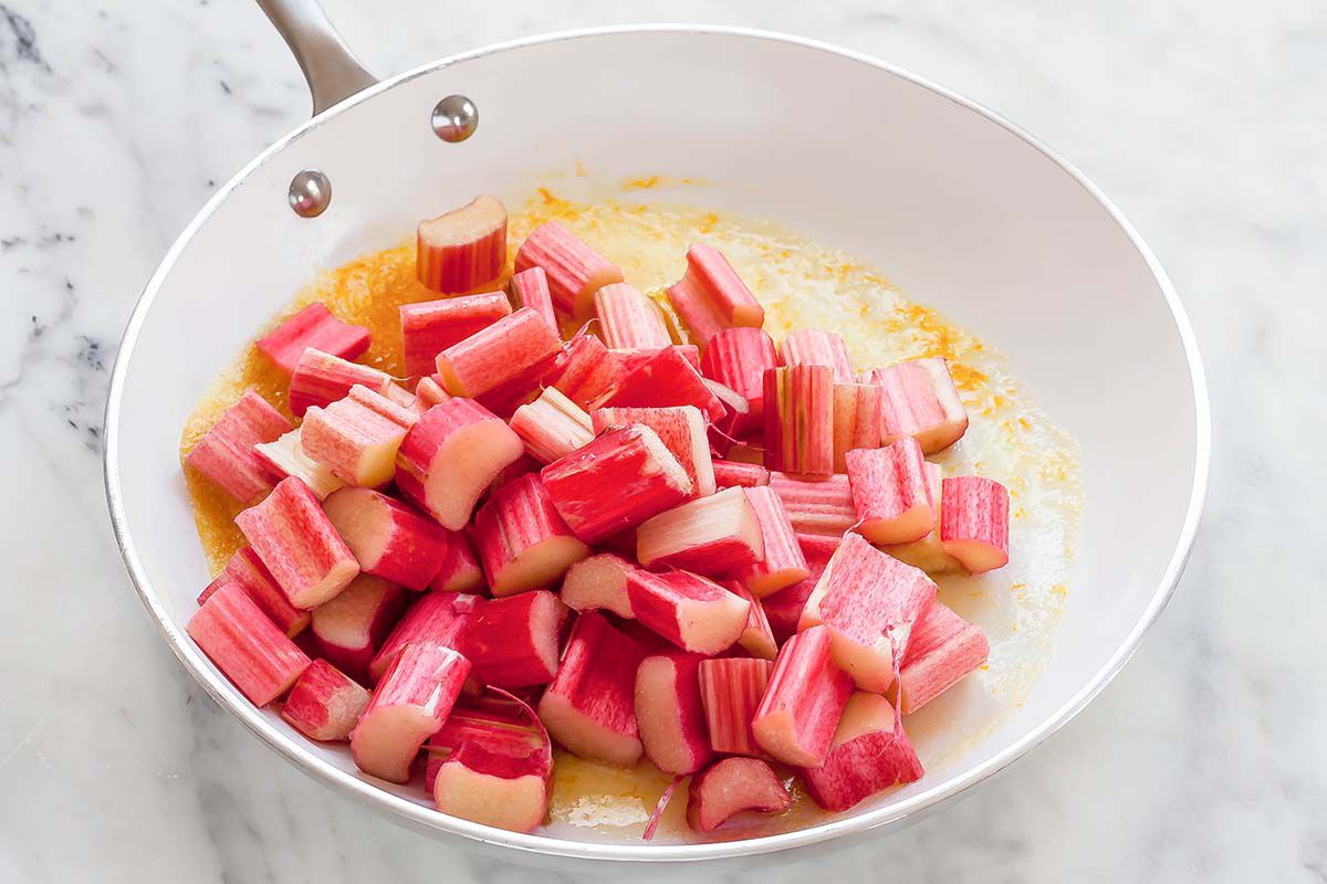 Easy Rhubarb Fool