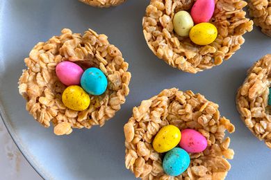 5-ingredient nest cookies