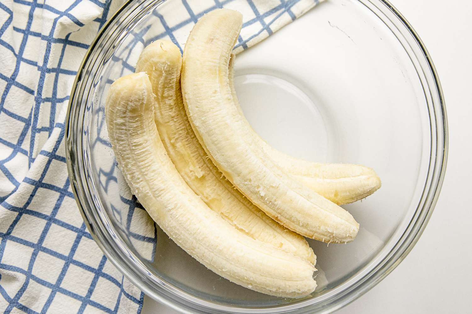 Bowl of Overripe Bananas for 3-Ingredient Banana Pancakes Recipe