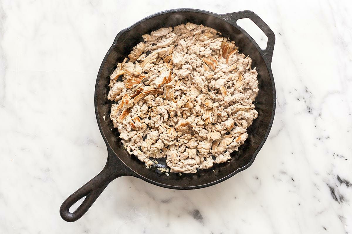 Larb Gai Recipe brown the chicken