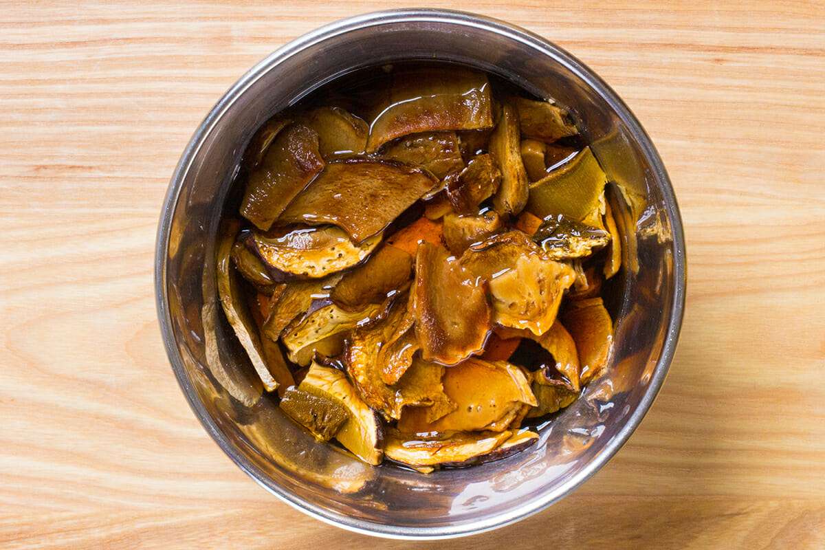 soaking mushrooms for Mushroom Barley Soup