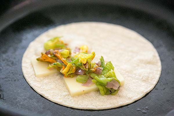 squash-blossom-quesadilla-method-5