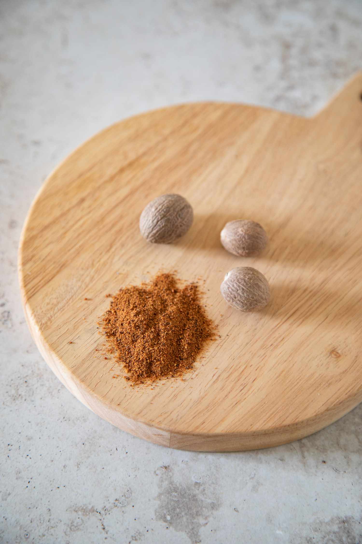 Whole nutmeg vs ground nutmeg